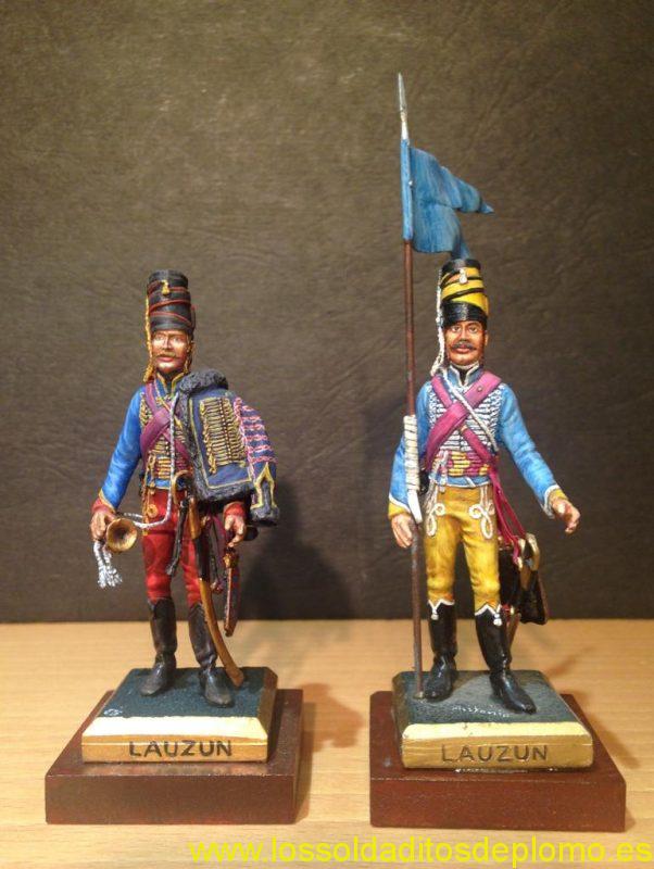 Trompeta de húsares de Lauzún ( Transformación y pintura Gª Lope) y soldado de húsares escultura Galarreta y pintura Antonio